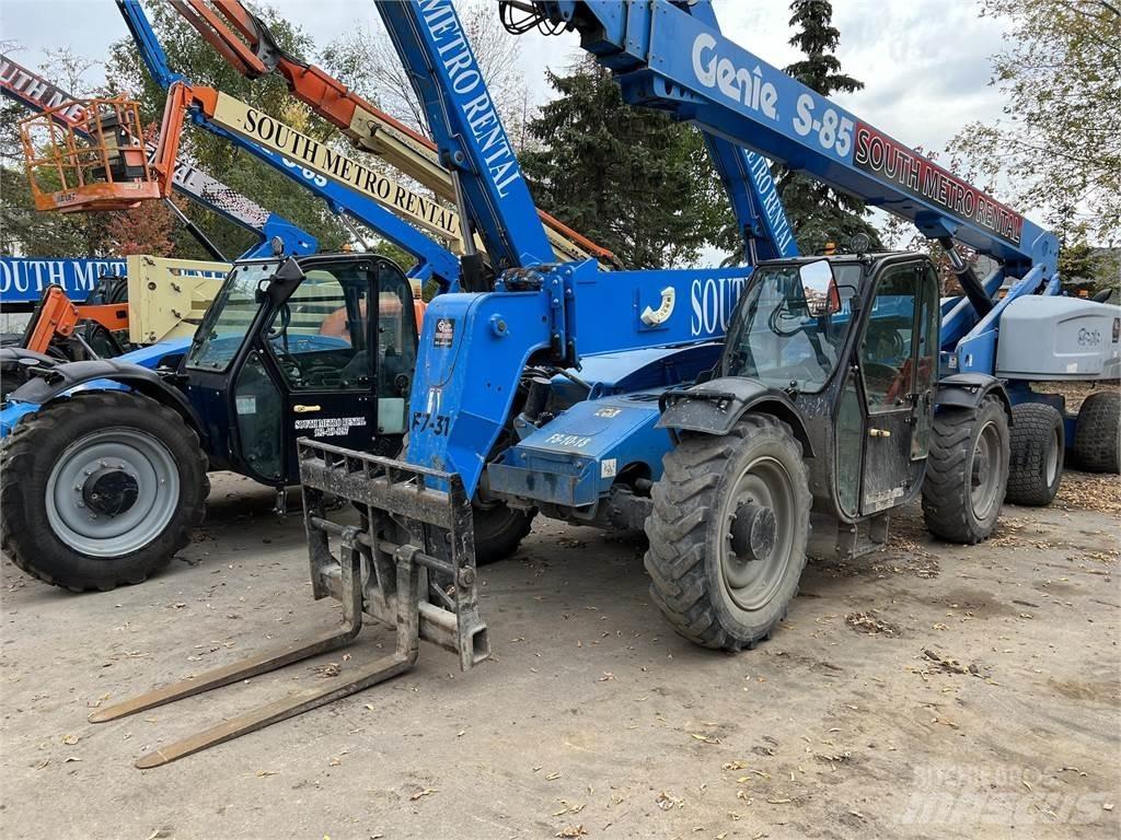 Genie GTH844 Teleskopické manipulátory