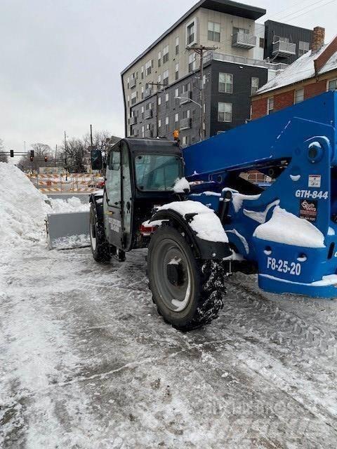 Genie GTH844 Teleskopické manipulátory