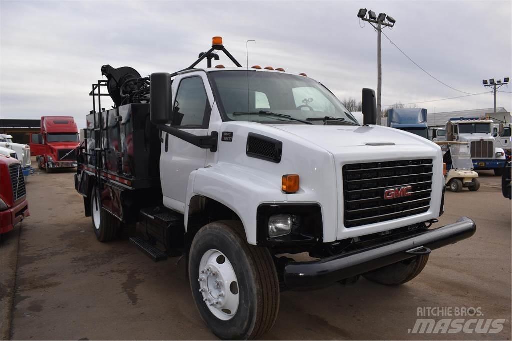 GMC TOPKICK C6500 Cisternové vozy