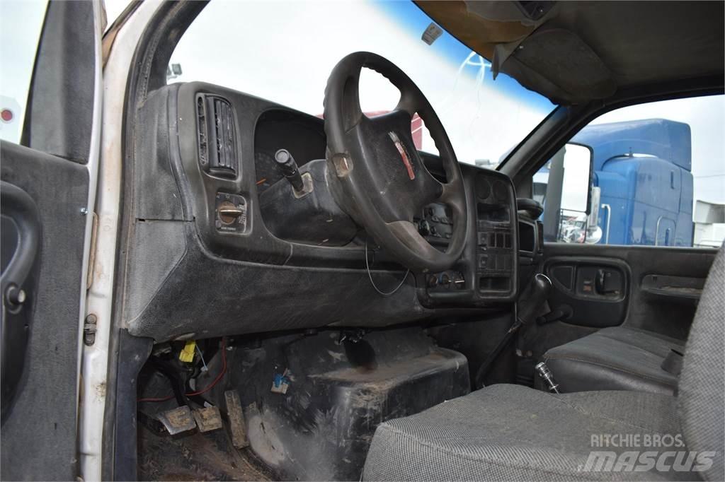 GMC TOPKICK C6500 Cisternové vozy