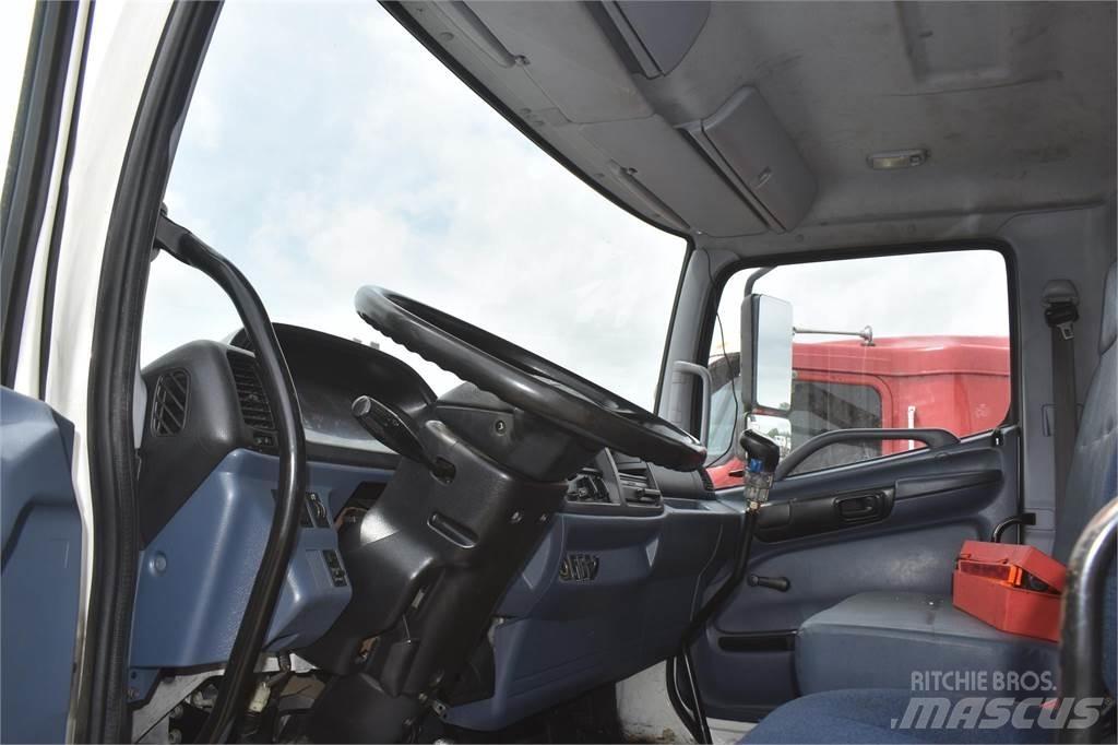 Hino 338 Komunální / Multi-užitková vozidla