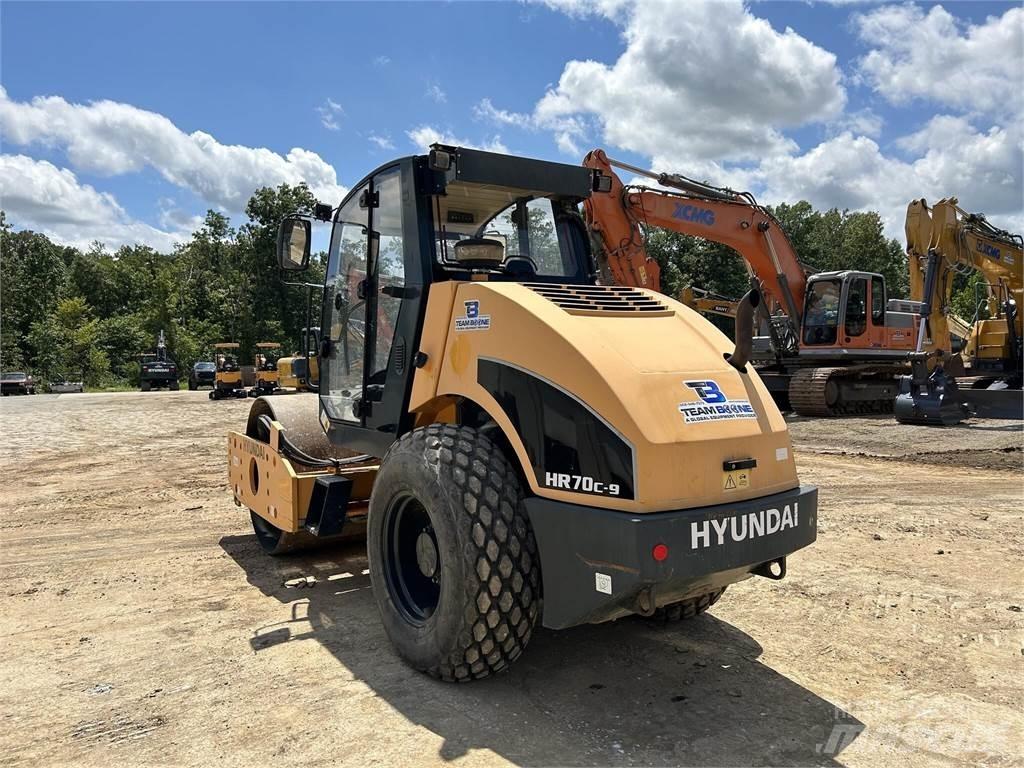 Hyundai HR70C Tandemové válce