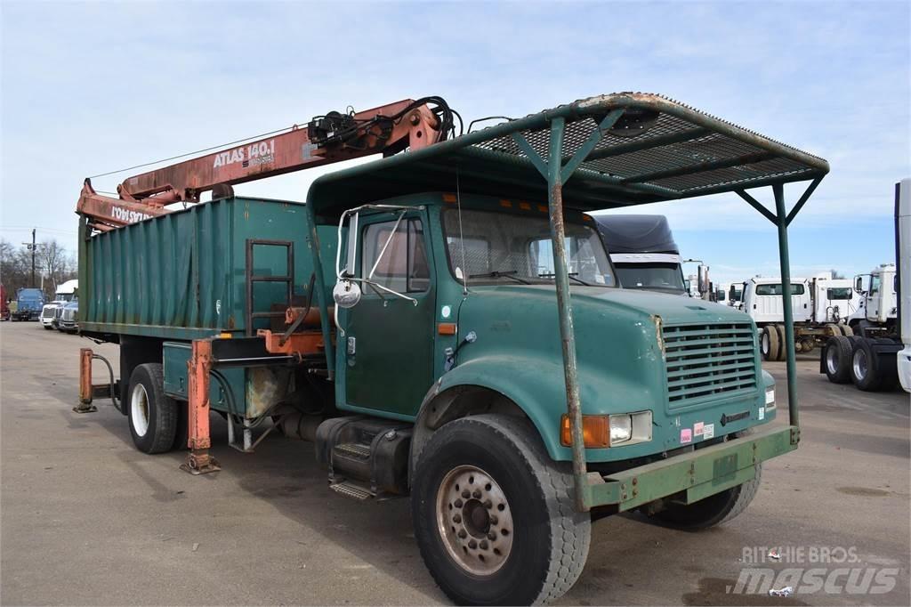 International 4700 Autojeřáby, hydraulické ruky