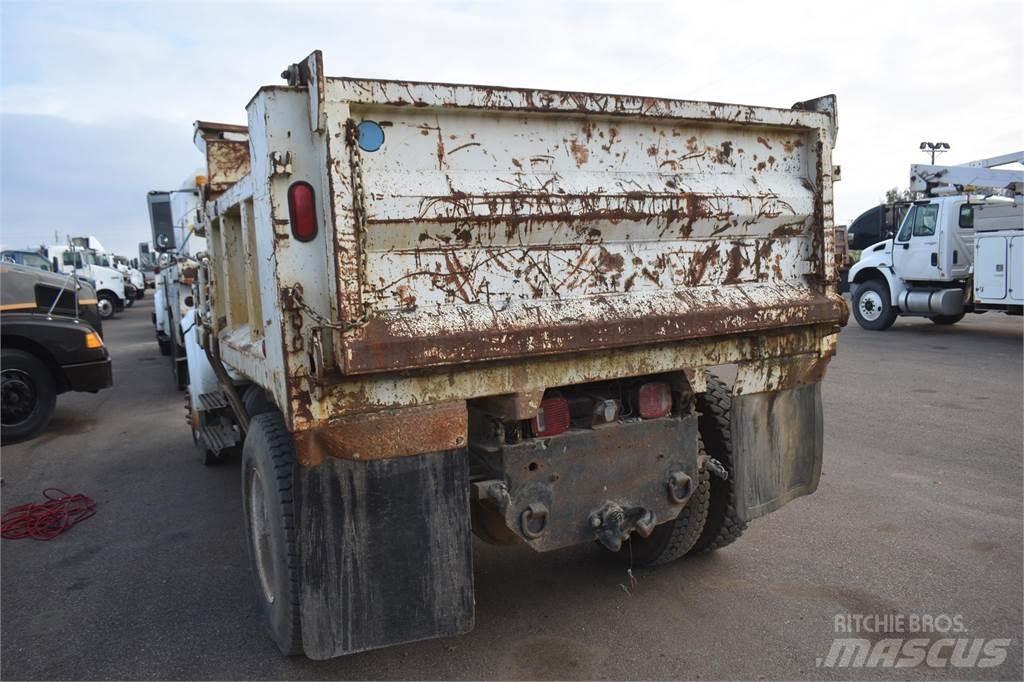 International 4700 Sklápěče