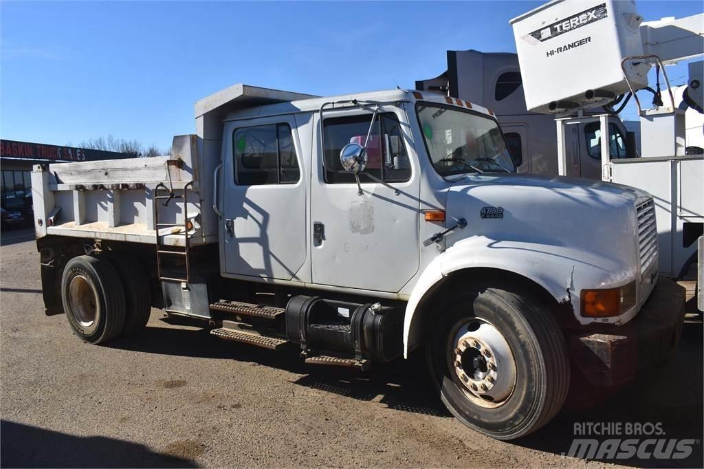 International 4700 Sklápěče