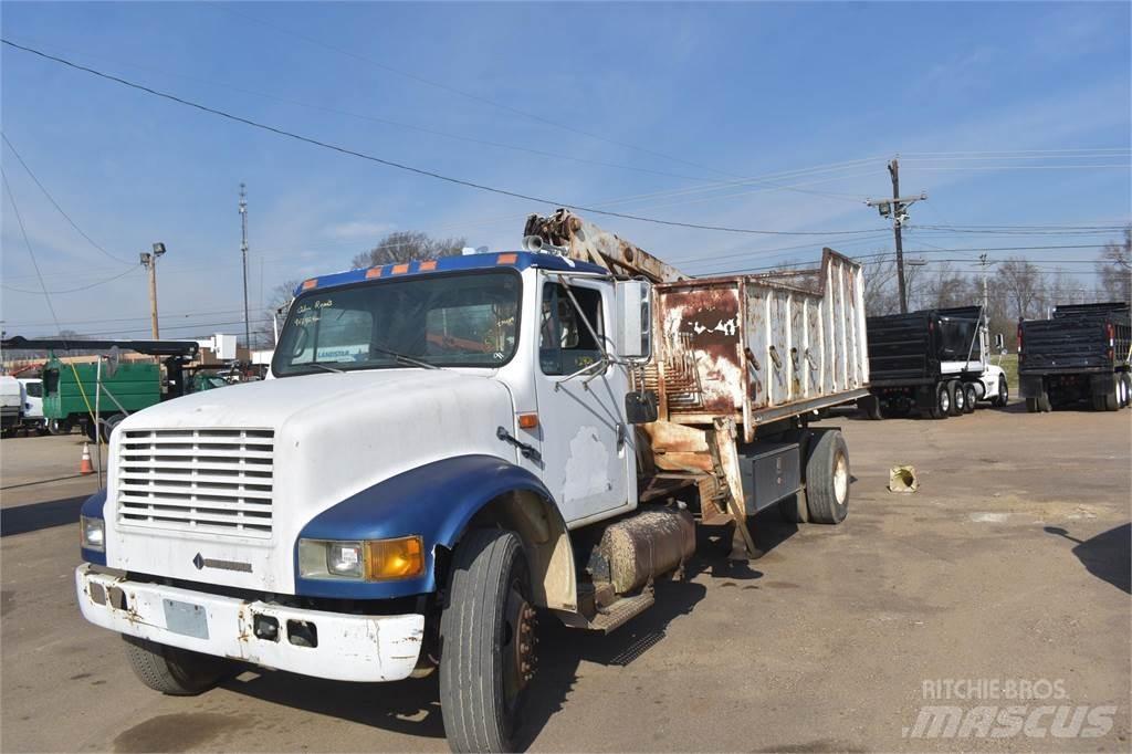 International 4900 Autojeřáby, hydraulické ruky