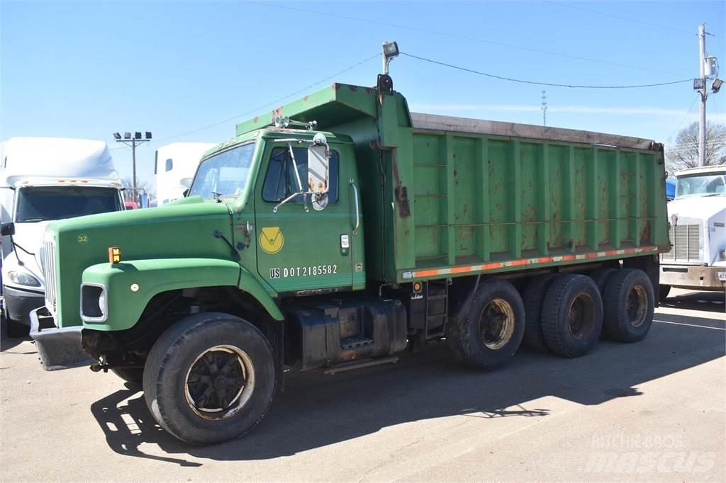 International S2600 Sklápěče