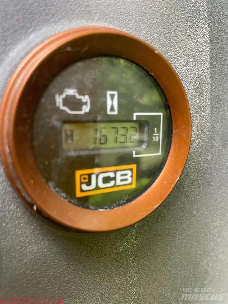 JCB 131X LC Pásová rýpadla