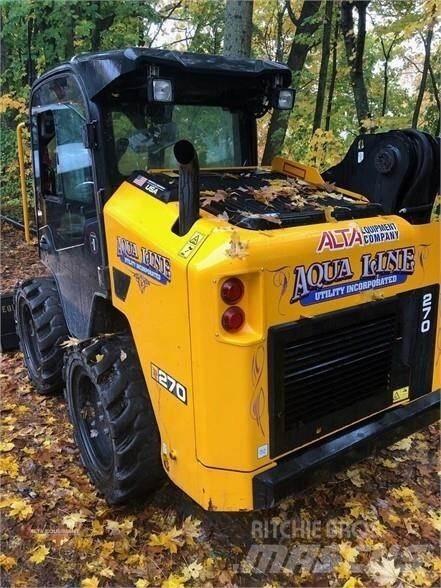 JCB 270 Smykem řízené nakladače
