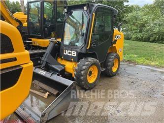 JCB 270 Smykem řízené nakladače