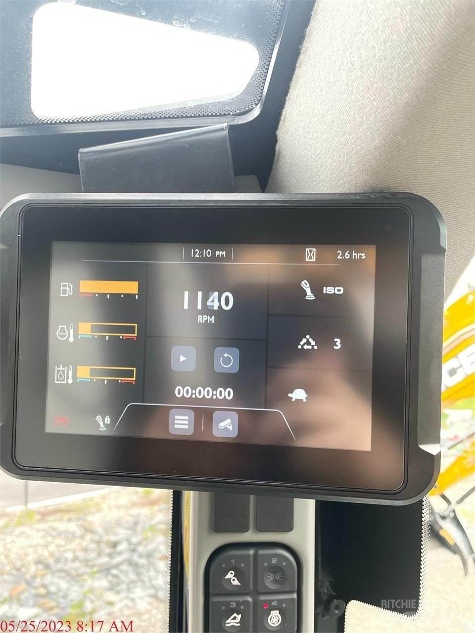 JCB 270T Smykem řízené nakladače