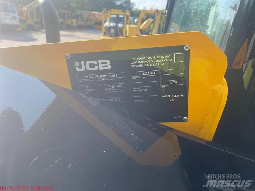 JCB 300 Smykem řízené nakladače