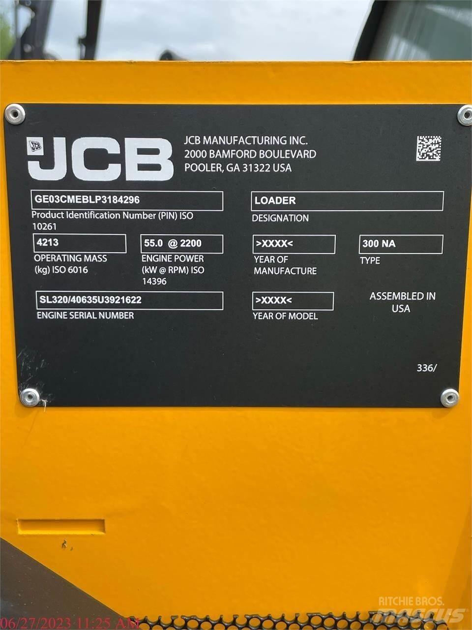 JCB 300 Smykem řízené nakladače