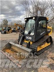JCB 300T Smykem řízené nakladače