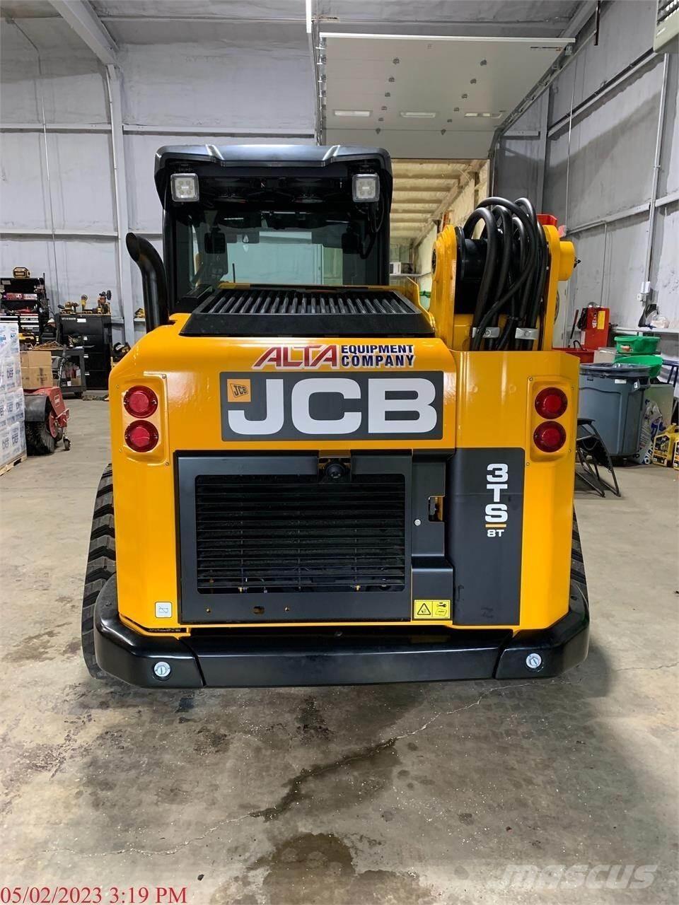 JCB 3TS-8T Smykem řízené nakladače
