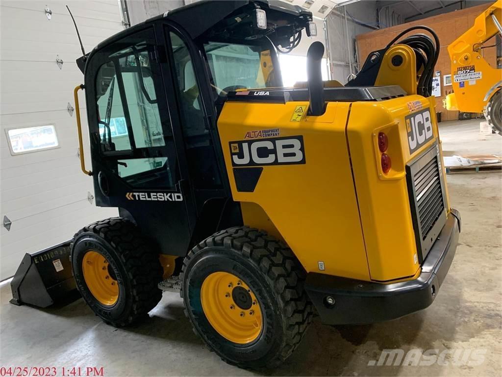 JCB 3TS-8W Smykem řízené nakladače