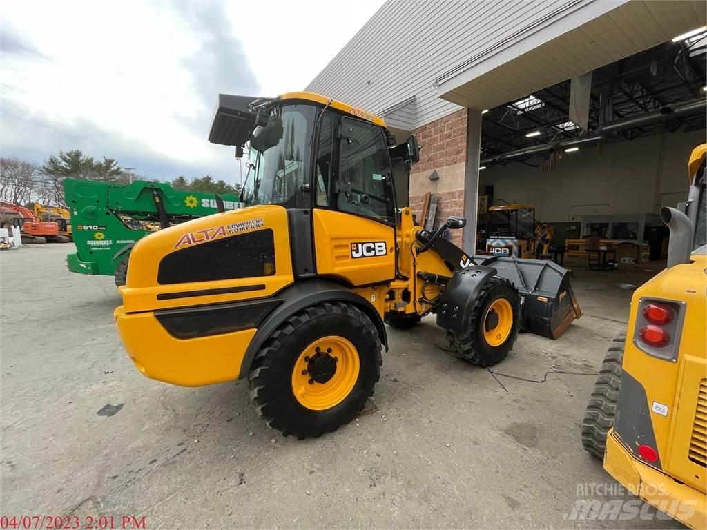 JCB 409 Kolové nakladače