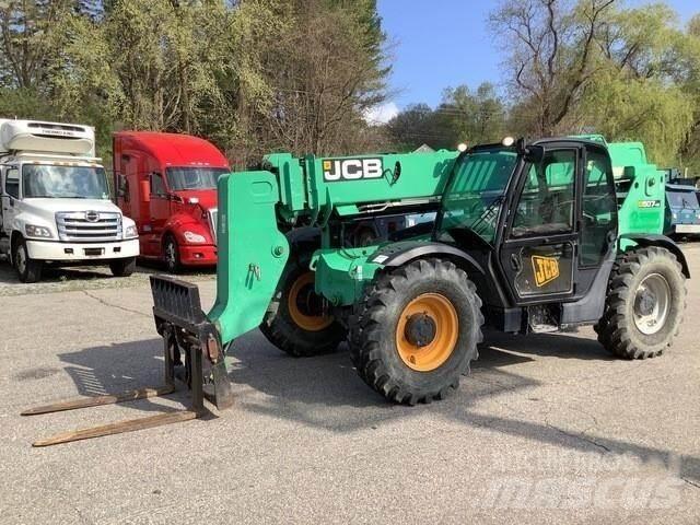 JCB 507-42 Teleskopické manipulátory