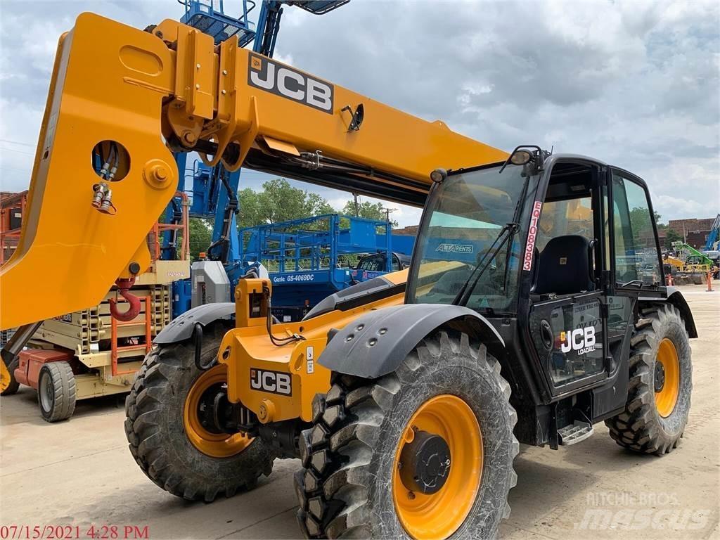 JCB 507-42 Teleskopické manipulátory