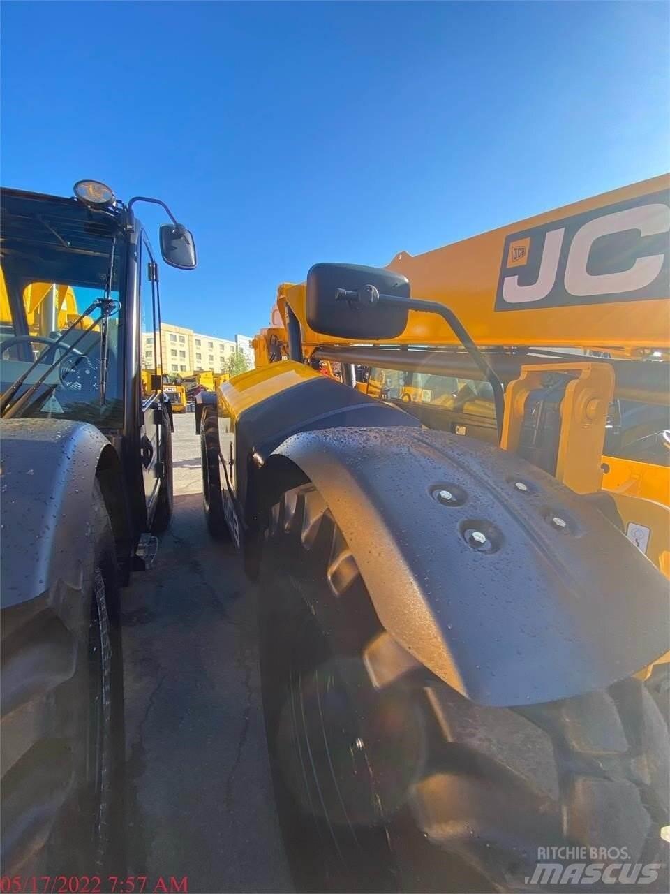 JCB 507-42 Teleskopické manipulátory