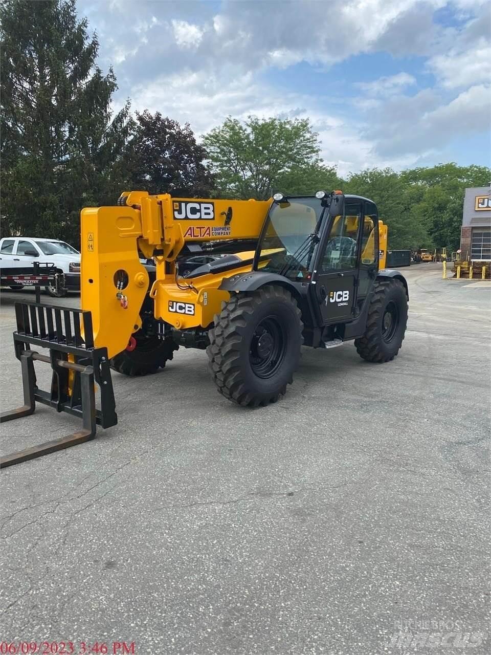 JCB 507-42 Teleskopické manipulátory