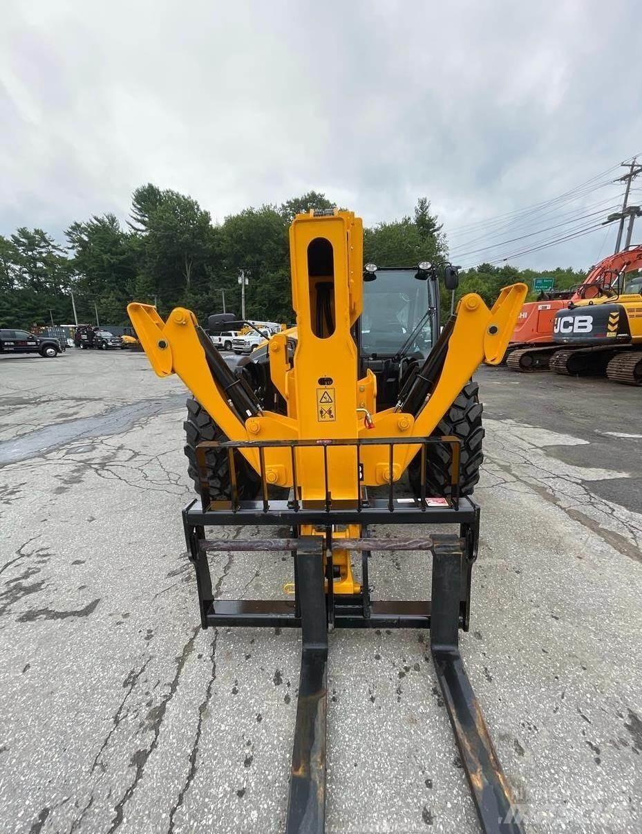 JCB 510-56 Teleskopické manipulátory