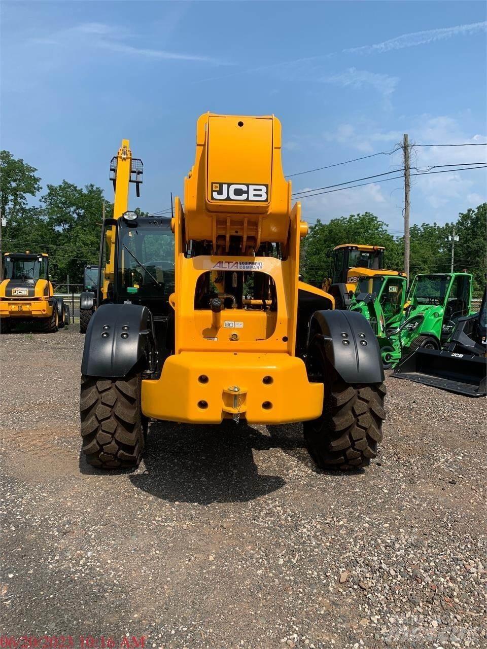 JCB 512-56 Teleskopické manipulátory