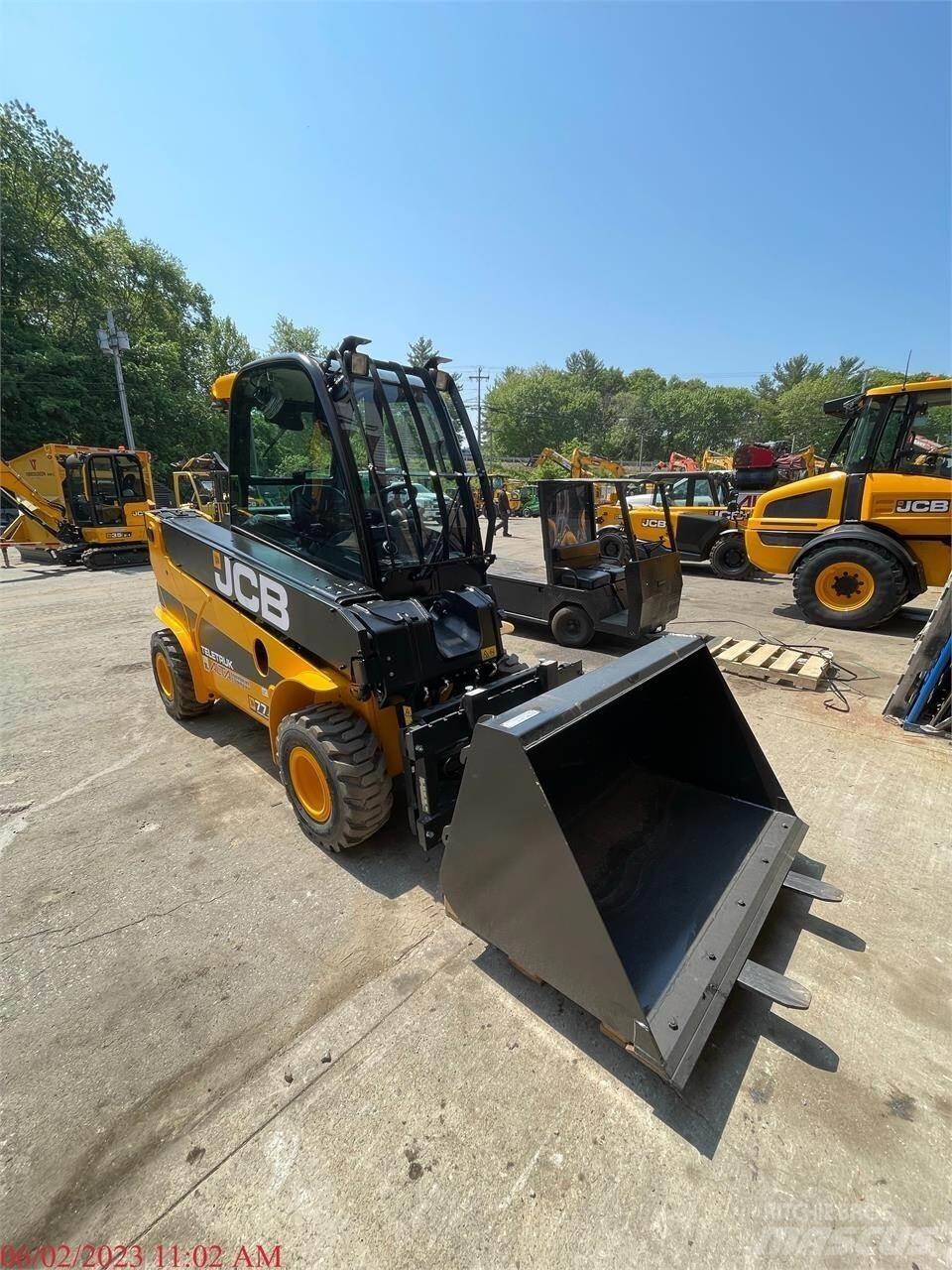 JCB 77-52D Teleskopické manipulátory