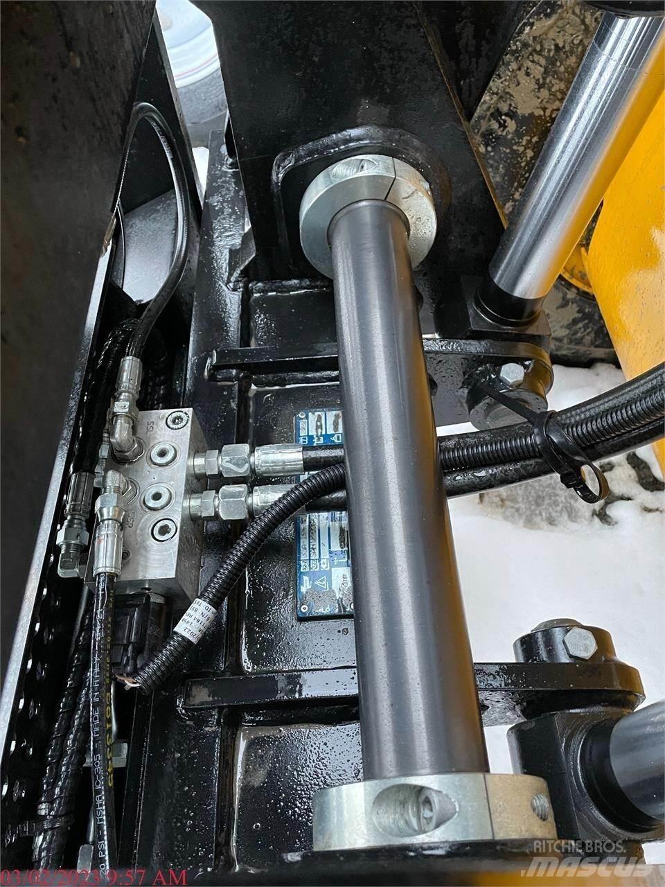 JCB 77-52D Teleskopické manipulátory