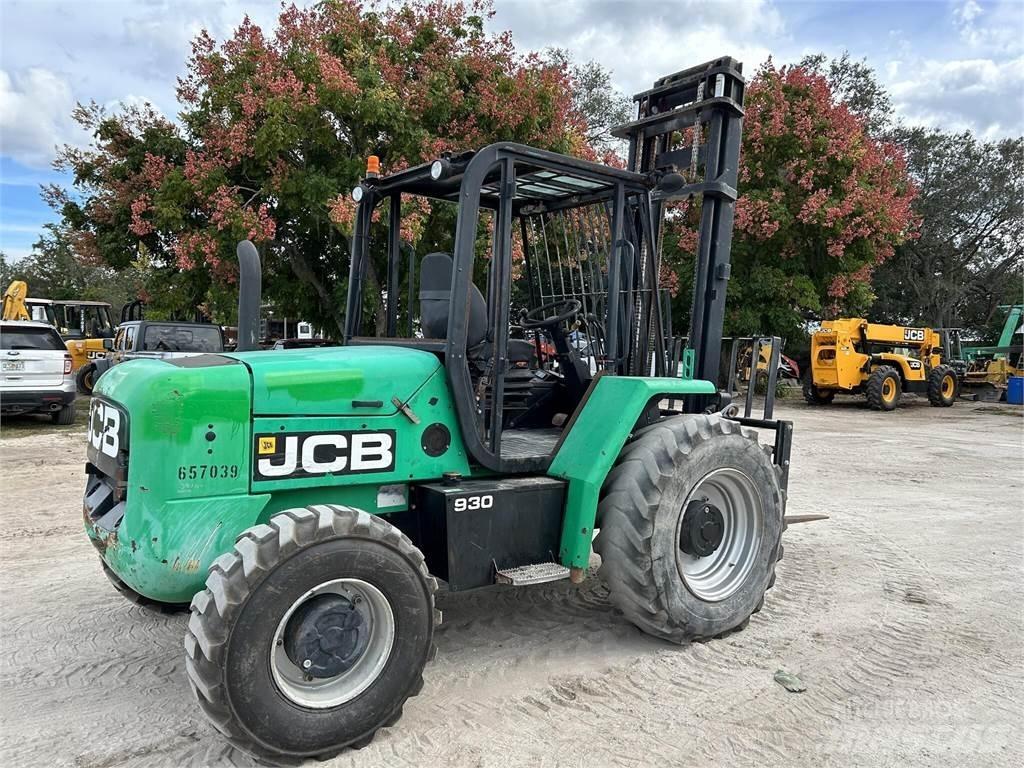 JCB 930 Terénní vysokozdvižné vozíky