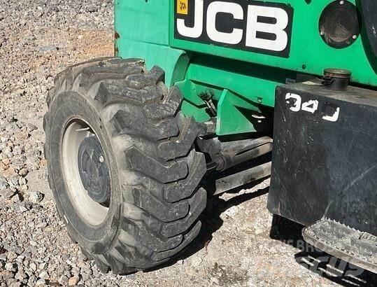 JCB 940 Terénní vysokozdvižné vozíky