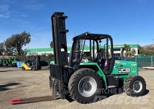 JCB 940 Terénní vysokozdvižné vozíky