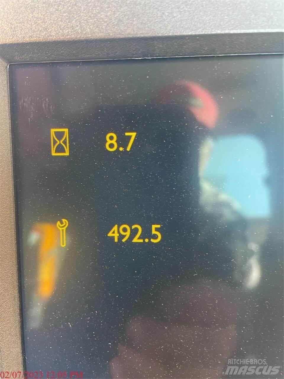JCB JZ141 LC Pásová rýpadla