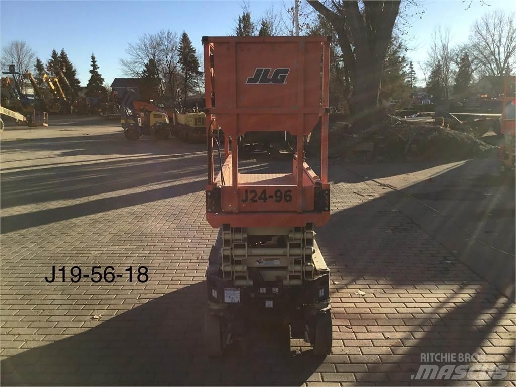 JLG 1932R Nůžková zvedací plošina