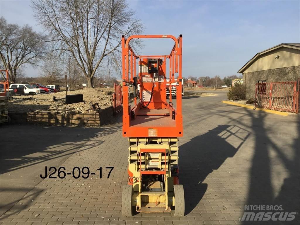 JLG 2632ES Nůžková zvedací plošina