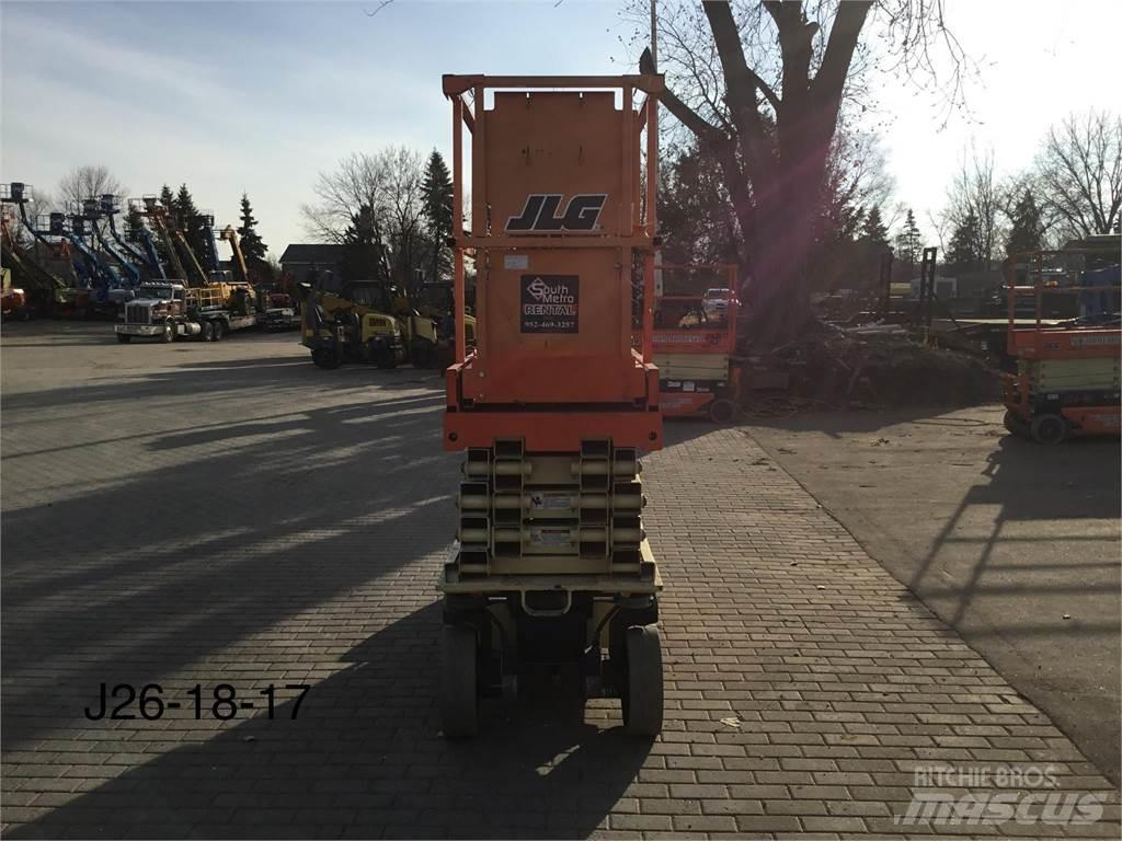 JLG 2632ES Nůžková zvedací plošina
