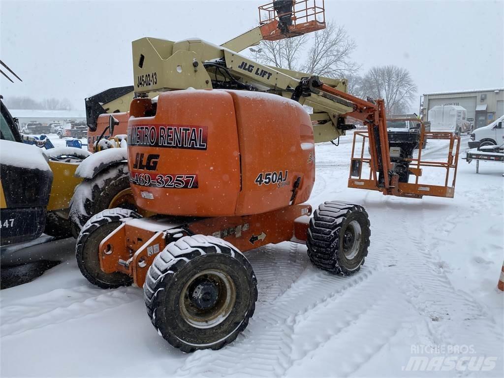 JLG 450AJ Kloubové plošiny