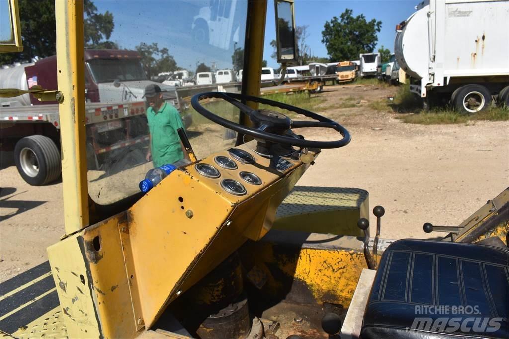 JLG 886D Jeřáby pro těžký terén