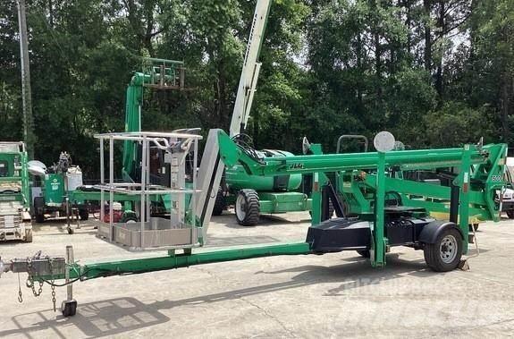 JLG T500J Přívěsové plošiny
