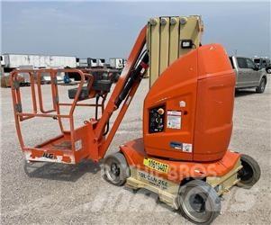 JLG TOUCAN 26E Vertikální sloupové výtahy