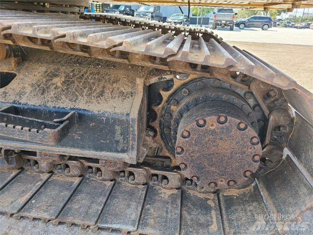 John Deere 210G LC Pásová rýpadla