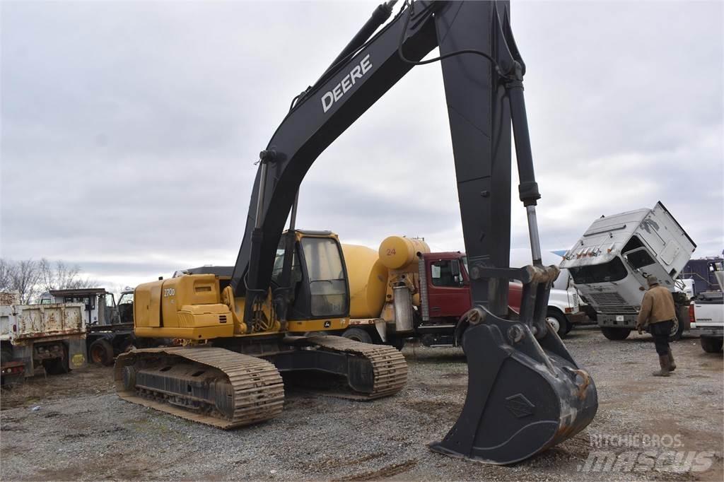 John Deere 270D LC Pásová rýpadla