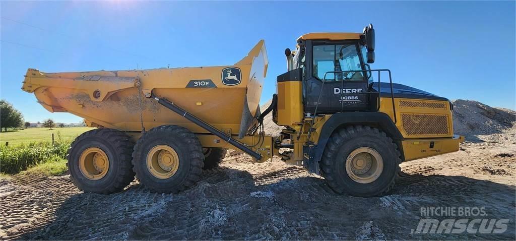 John Deere 310E Kloubové dempry