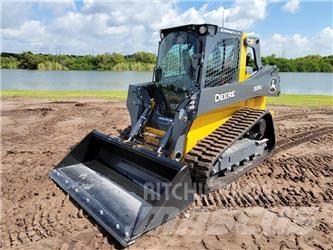 John Deere 325G Smykem řízené nakladače