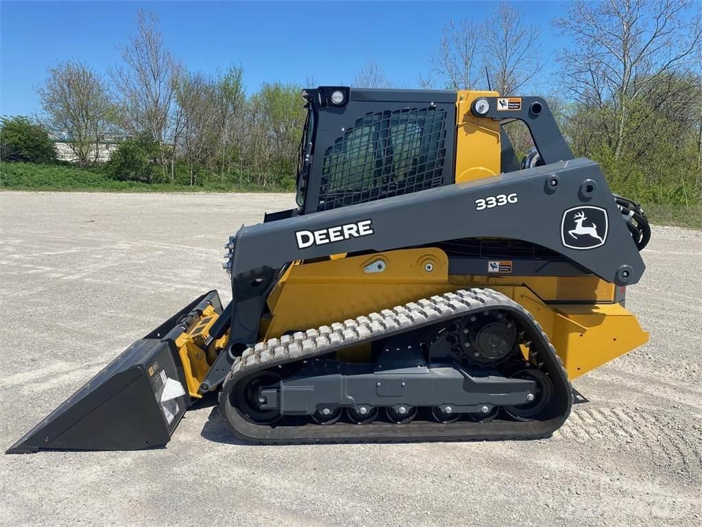 John Deere 333G Smykem řízené nakladače