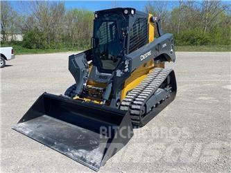John Deere 333G Smykem řízené nakladače