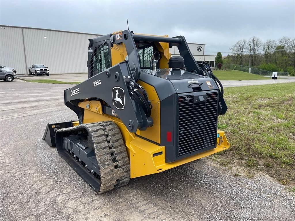 John Deere 333G Smykem řízené nakladače