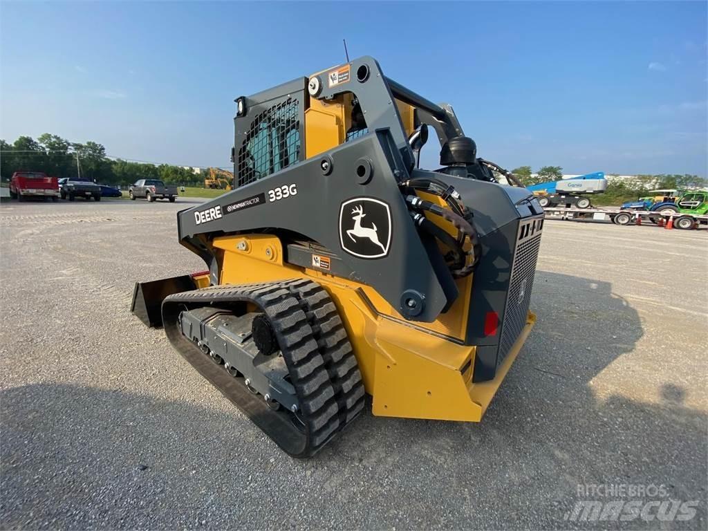 John Deere 333G Smykem řízené nakladače