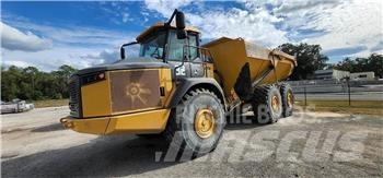 John Deere 460E Cisterny na vodu