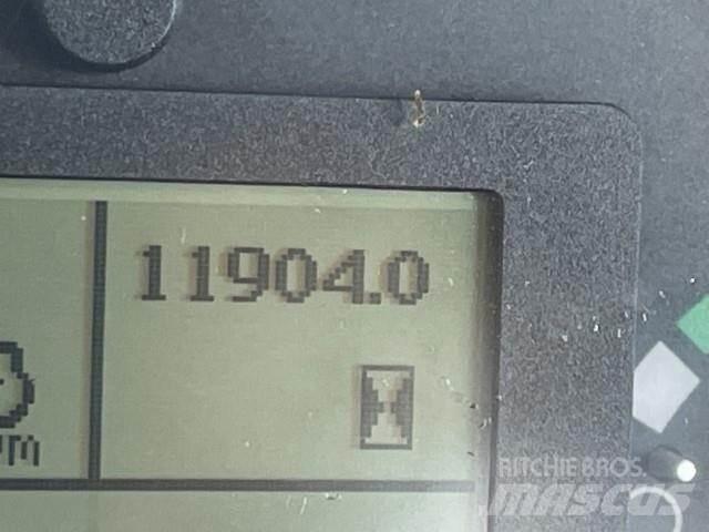 John Deere 460E Kloubové dempry